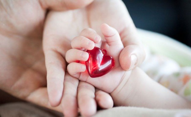 Trẻ bị bệnh tim bẩm sinh cần có cách chăm sóc như thế nào?